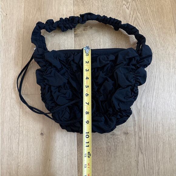 No Brand Gathered Shoulder Bag in Black - Picture 5 of 5